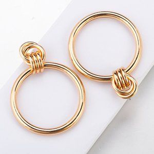 GOLD ROUND DROP EARRINGS